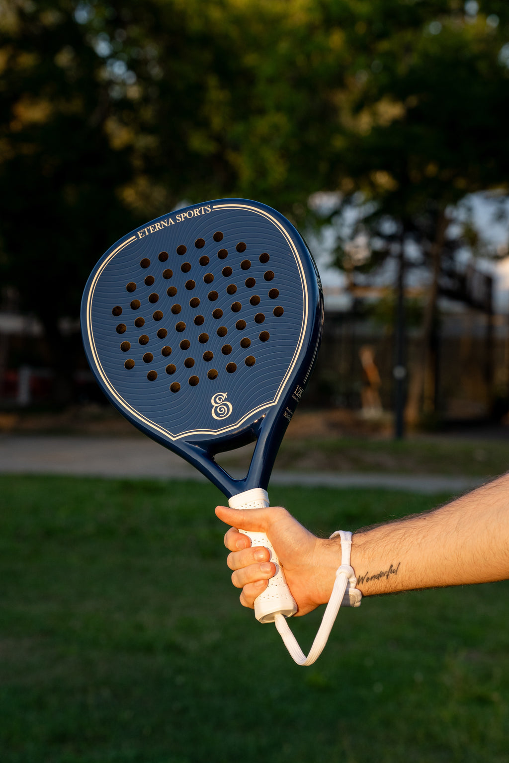 Eterna Sports Soho Blue Glossy padel racket, detail 4