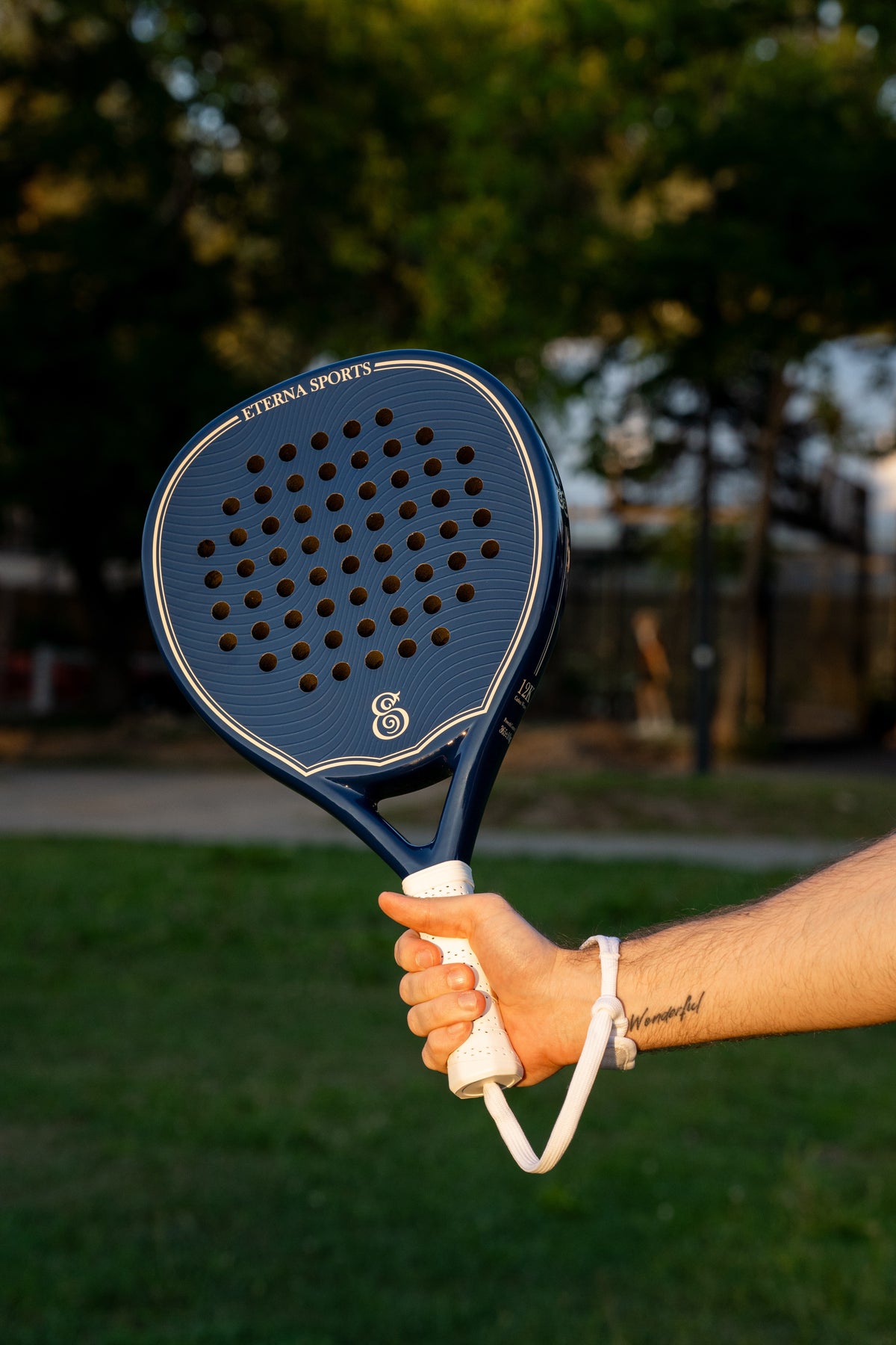 Eterna Sports Soho Blue Glossy padel racket, detail 4