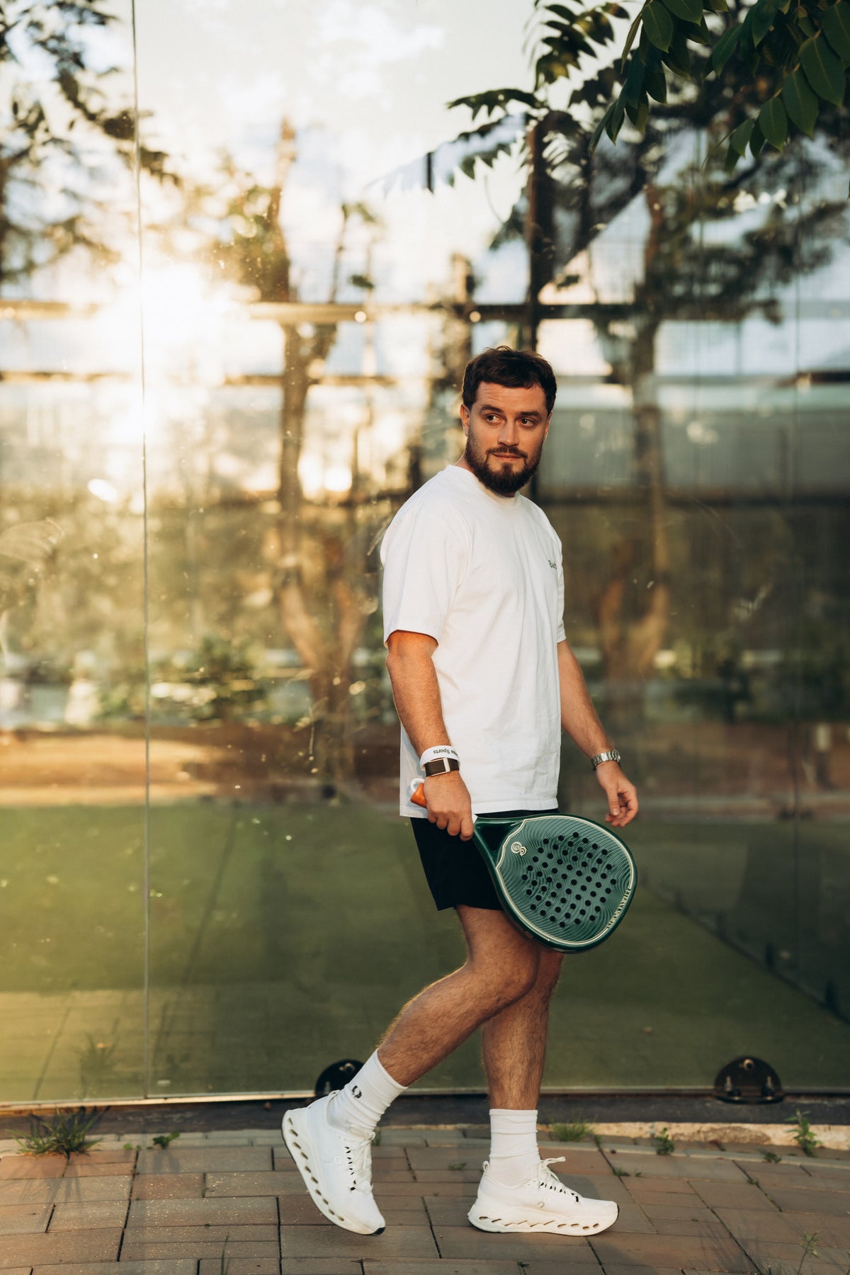 Eterna Sports Bel Air Green Glossy padel racket, on-court 7