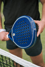 Eterna Sports Soho Blue Glossy padel racket, on-court 3